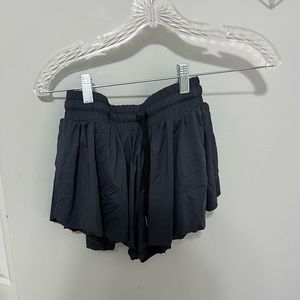 KeikiKona charcoal shorts - Size medium - lined